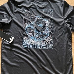 Adida T shirt